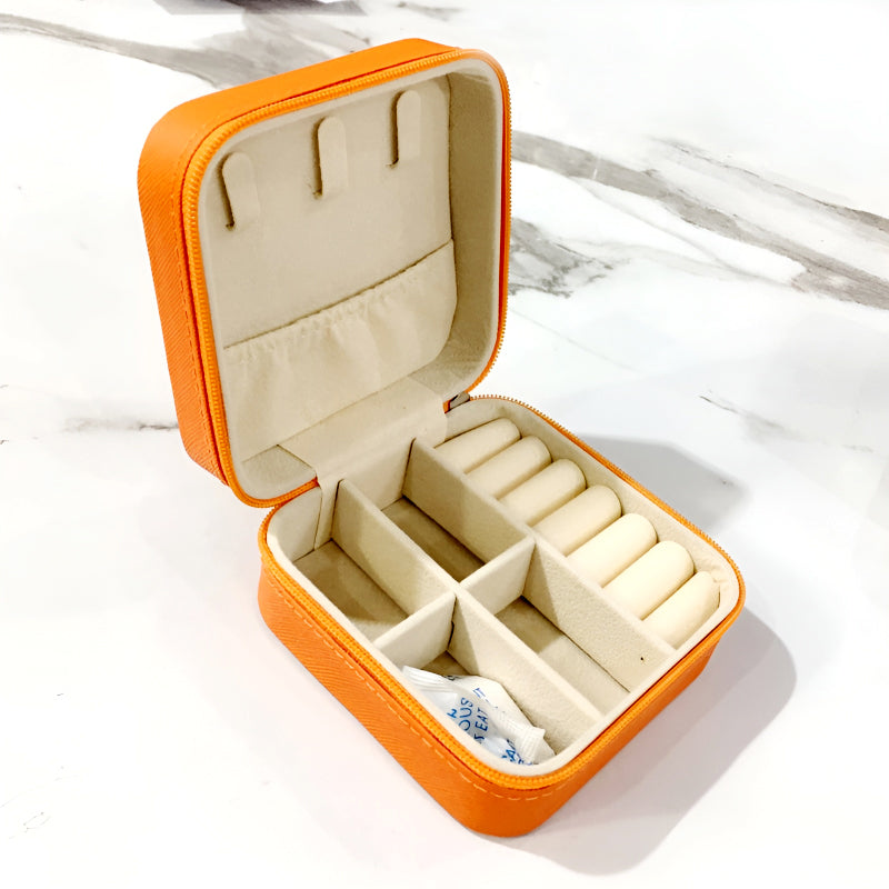 Mini Jewelry Organizer – Stylish and Portable Compact Storage Box for Rings, Earrings, and Necklaces